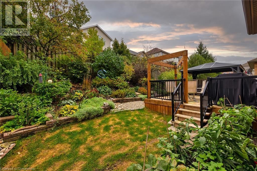 679 SALZBURG DRIVE Image 34