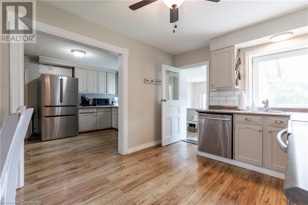 123 CANBY STREET Image 15