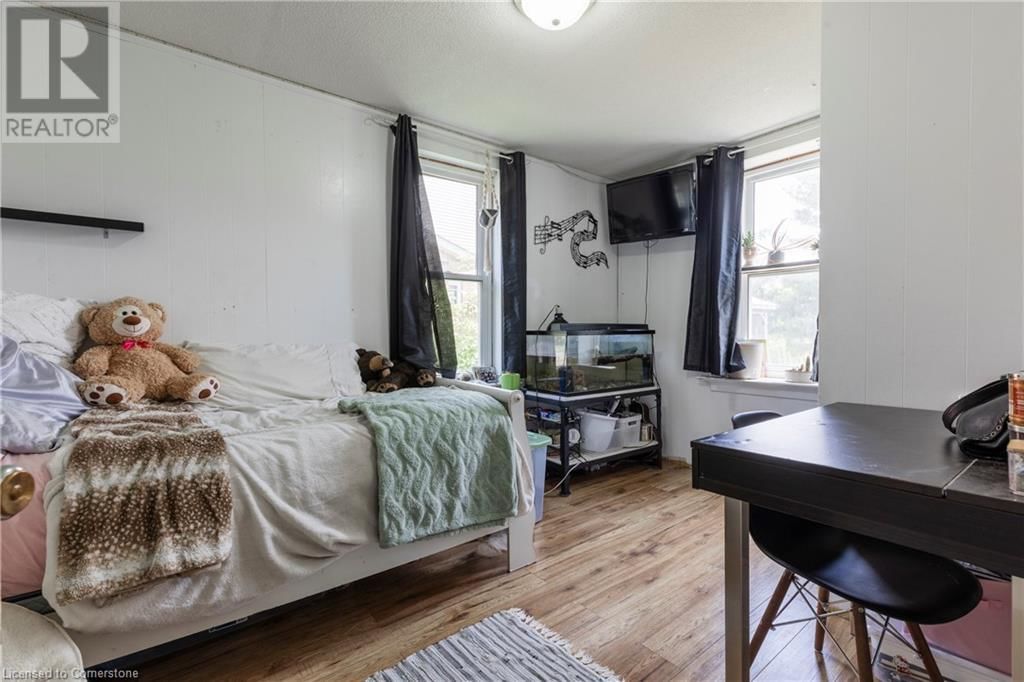 123 CANBY STREET Image 22