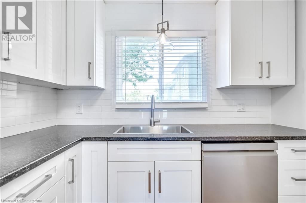 23 - 65 DORCHESTER BOULEVARD Image 10