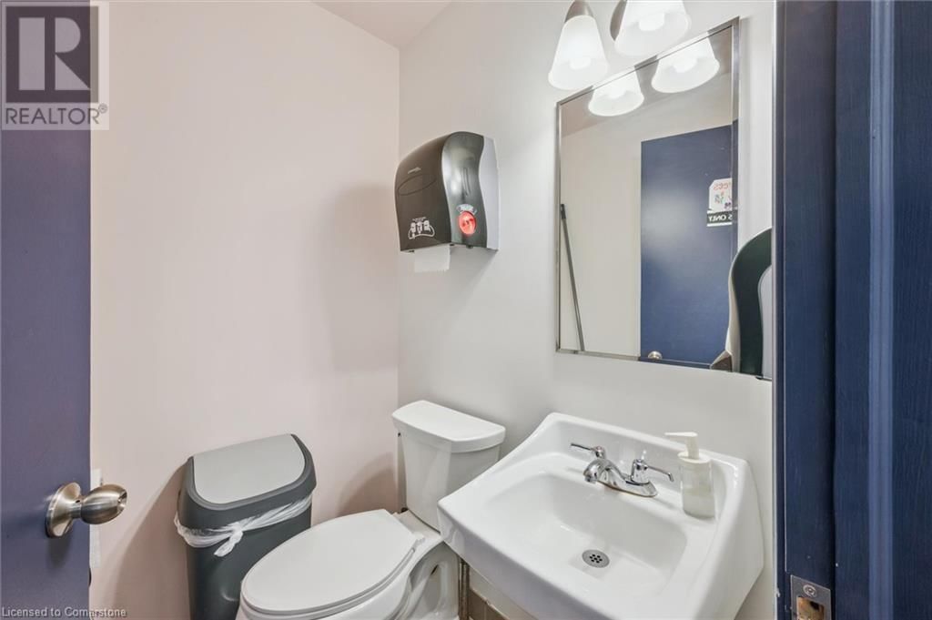 1406 KING STREET NORTH Image 15