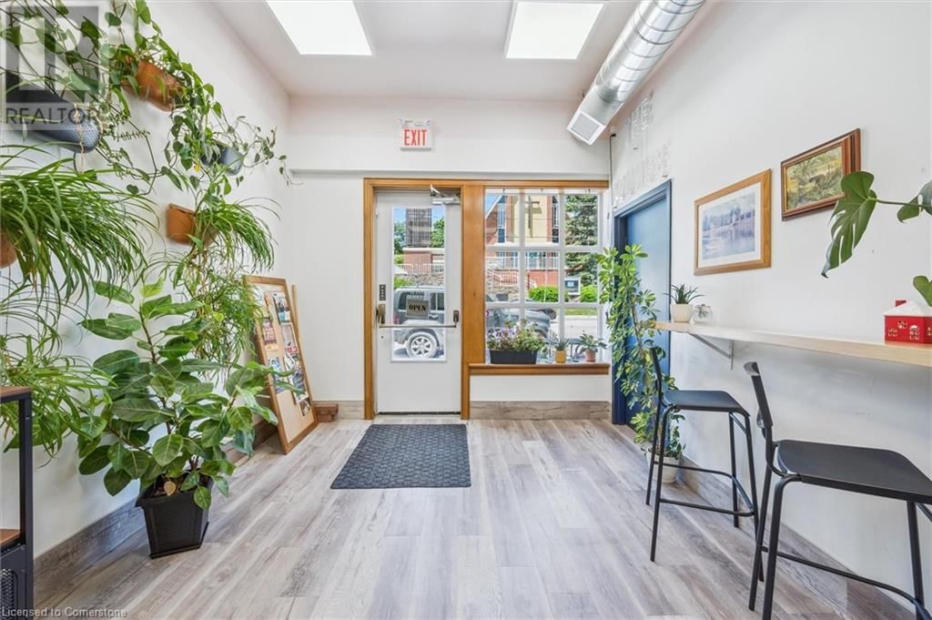 1406 KING STREET NORTH Image 5
