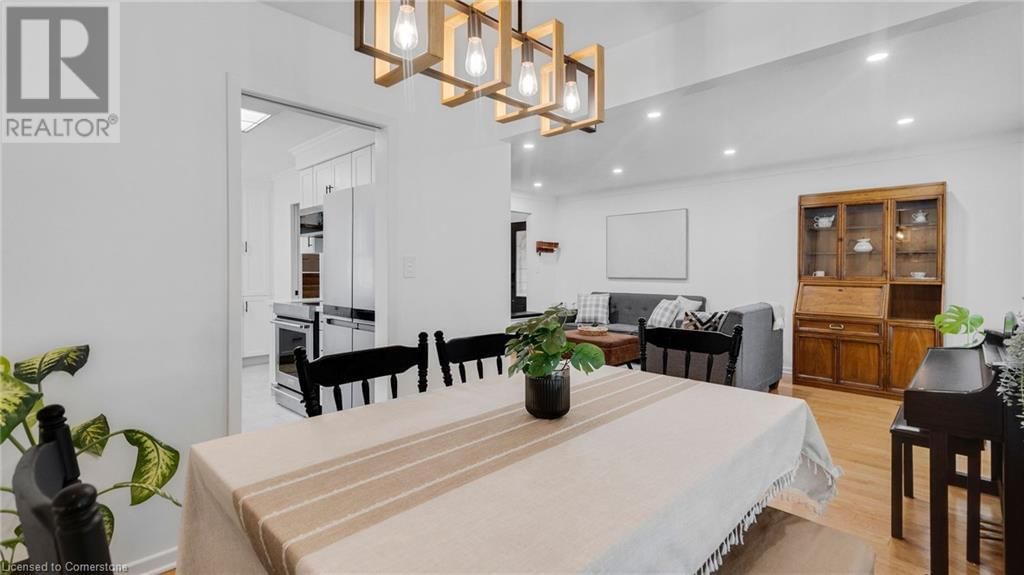8 JESSICA DRIVE Image 12
