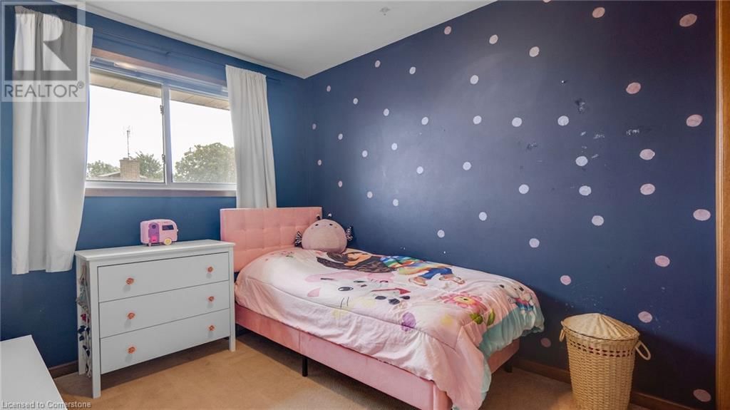 8 JESSICA DRIVE Image 19