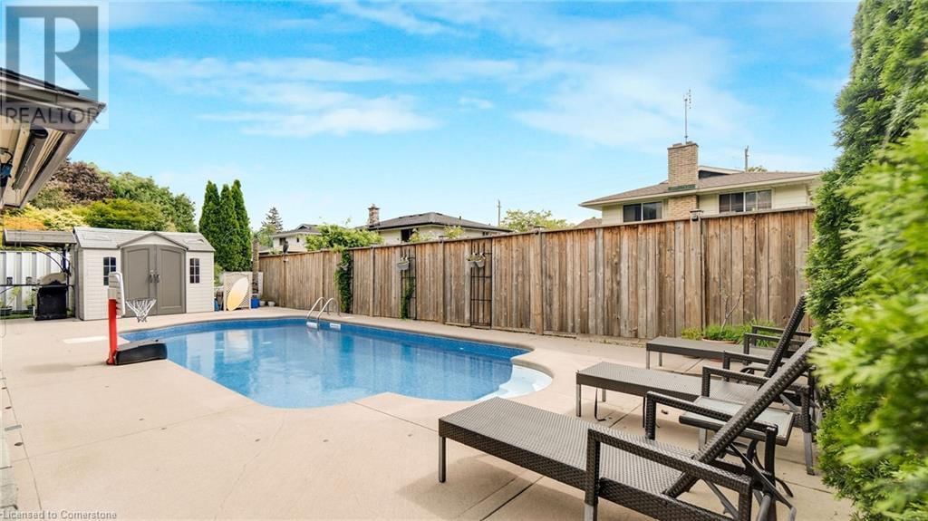 8 JESSICA DRIVE Image 39
