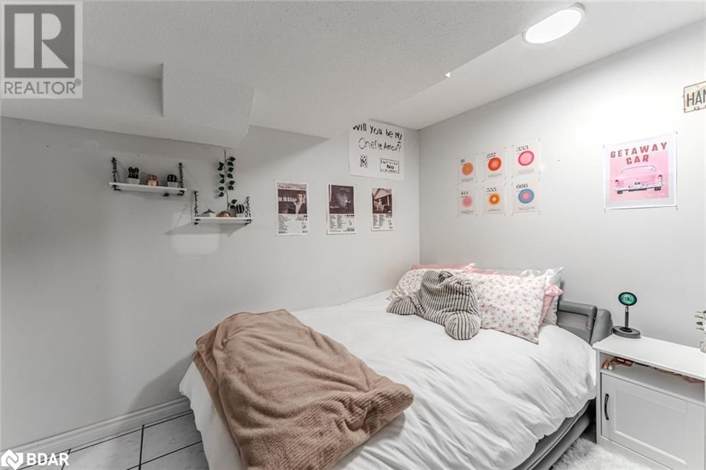66 RAQUEL STREET Image 14