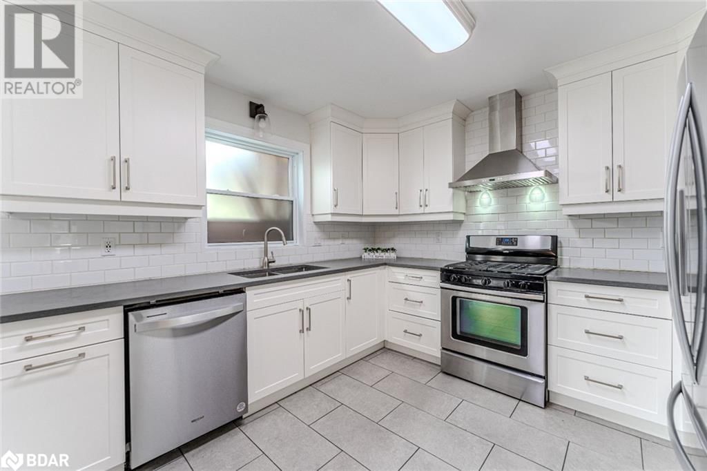 66 RAQUEL STREET Image 4