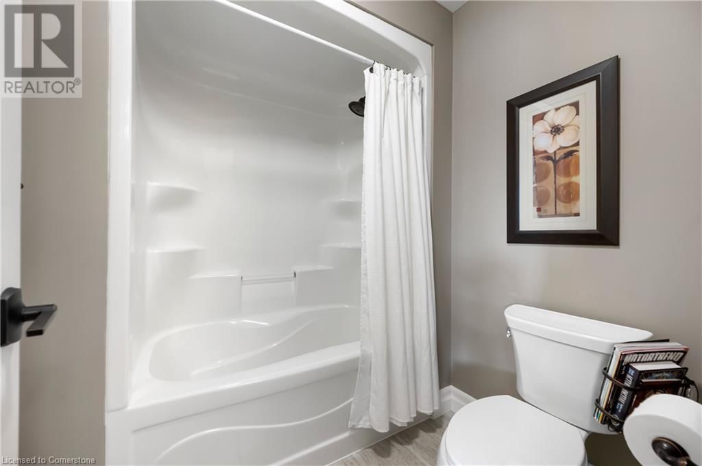 546 MANOR RIDGE CRESCENT Image 33