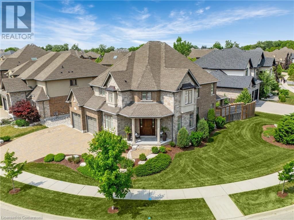 546 MANOR RIDGE CRESCENT Image 4