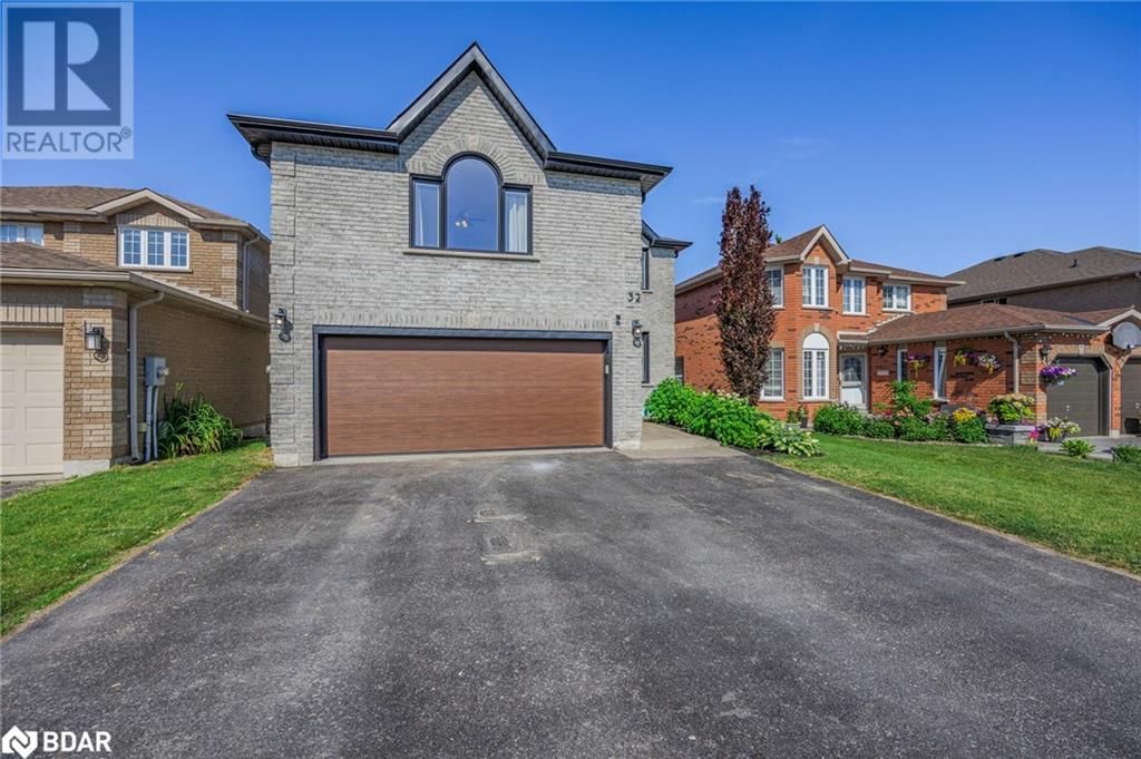32 BLACK WILLOW DRIVE Image 1