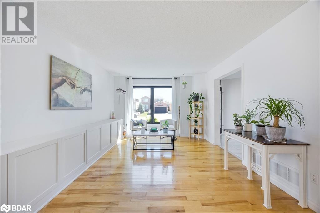 32 BLACK WILLOW DRIVE Image 10