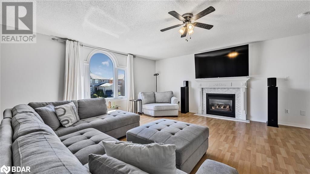 32 BLACK WILLOW DRIVE Image 14