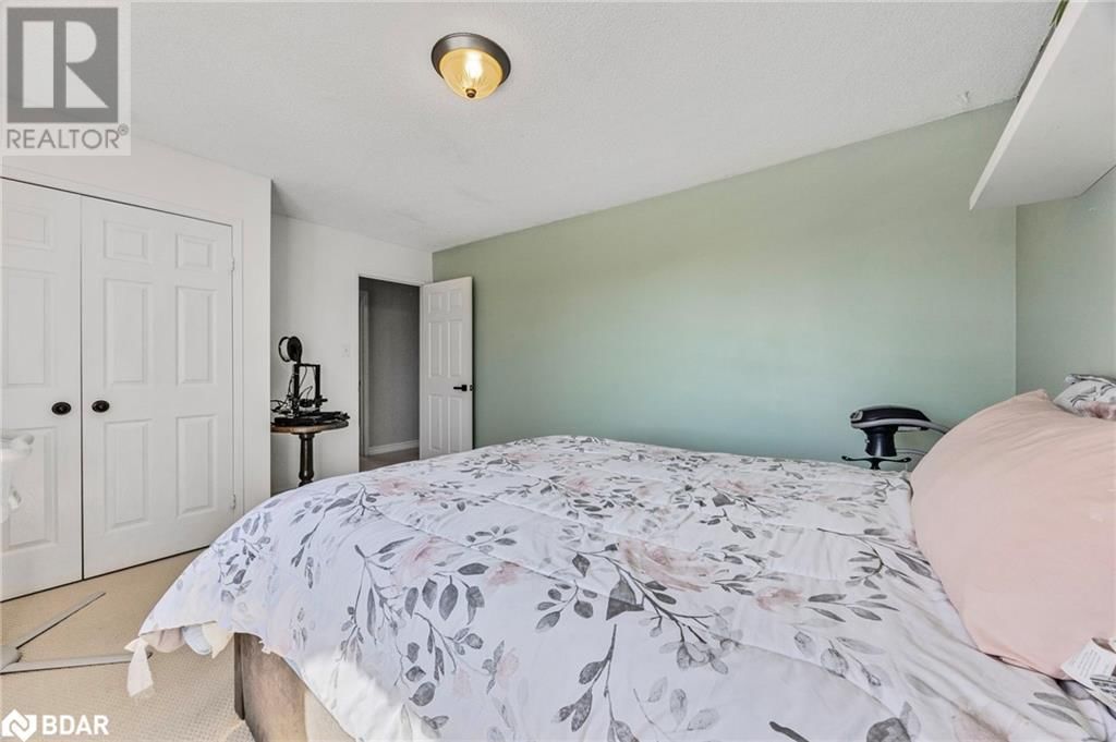32 BLACK WILLOW DRIVE Image 19