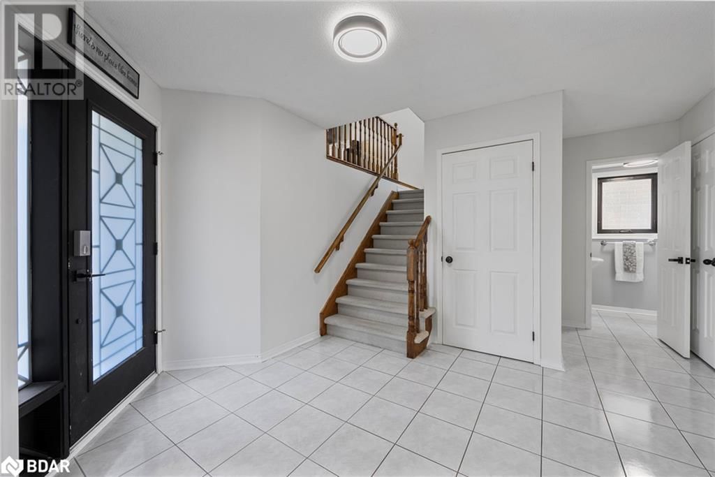 32 BLACK WILLOW DRIVE Image 3