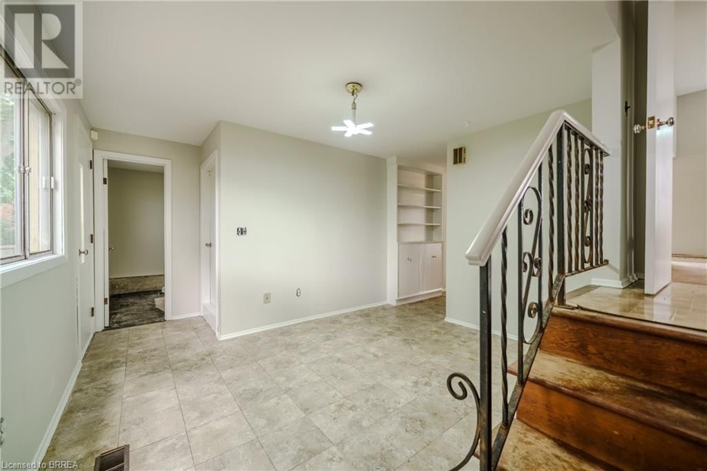 234 GRAND STREET Image 12