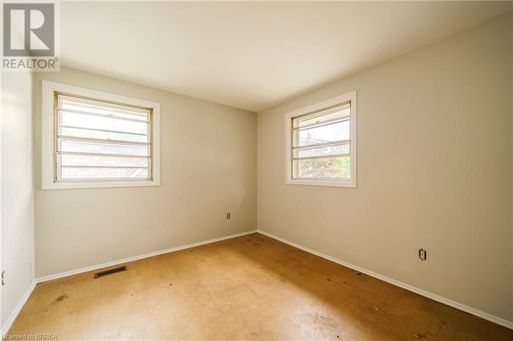234 GRAND STREET Image 15