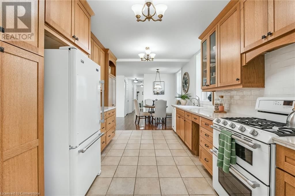 483 HARVEST ROAD Image 11