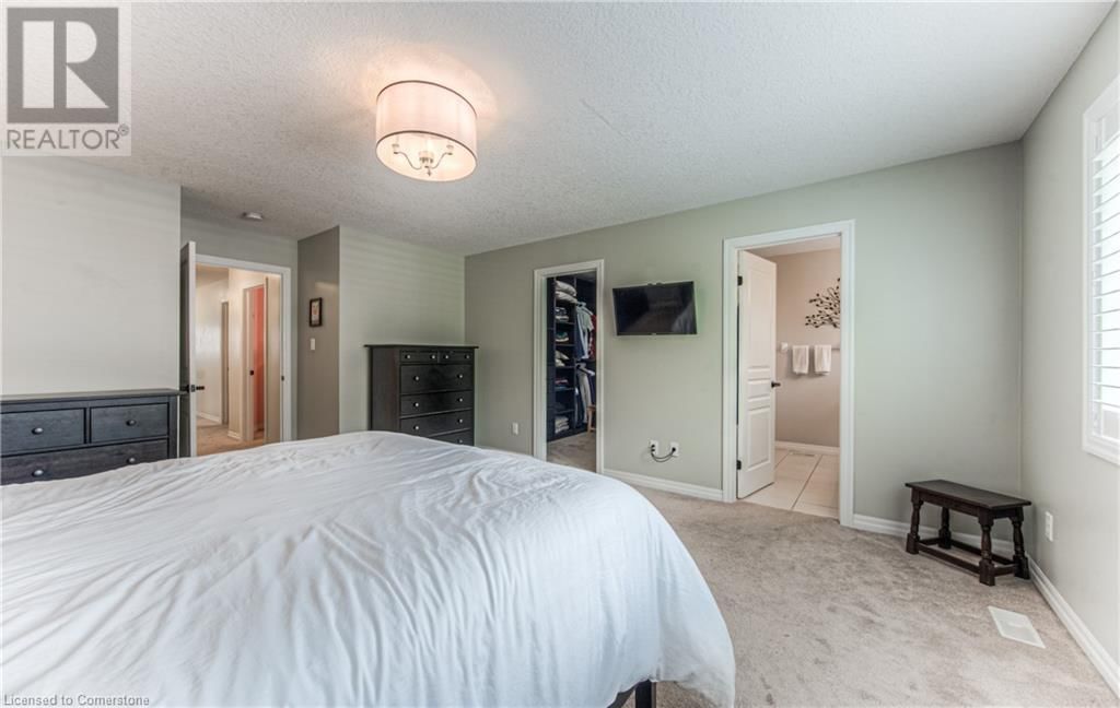 403 MOORLANDS CRESCENT Image 22