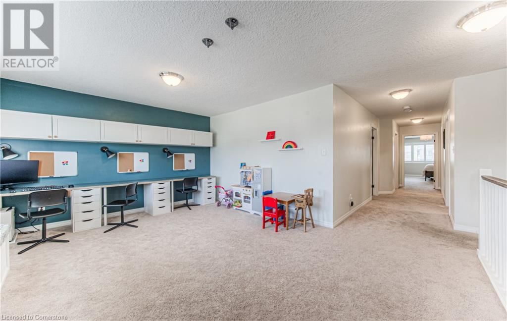 403 MOORLANDS CRESCENT Image 30