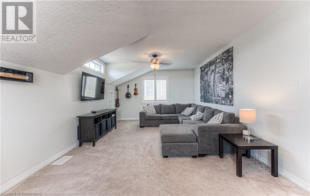 403 MOORLANDS CRESCENT Image 33