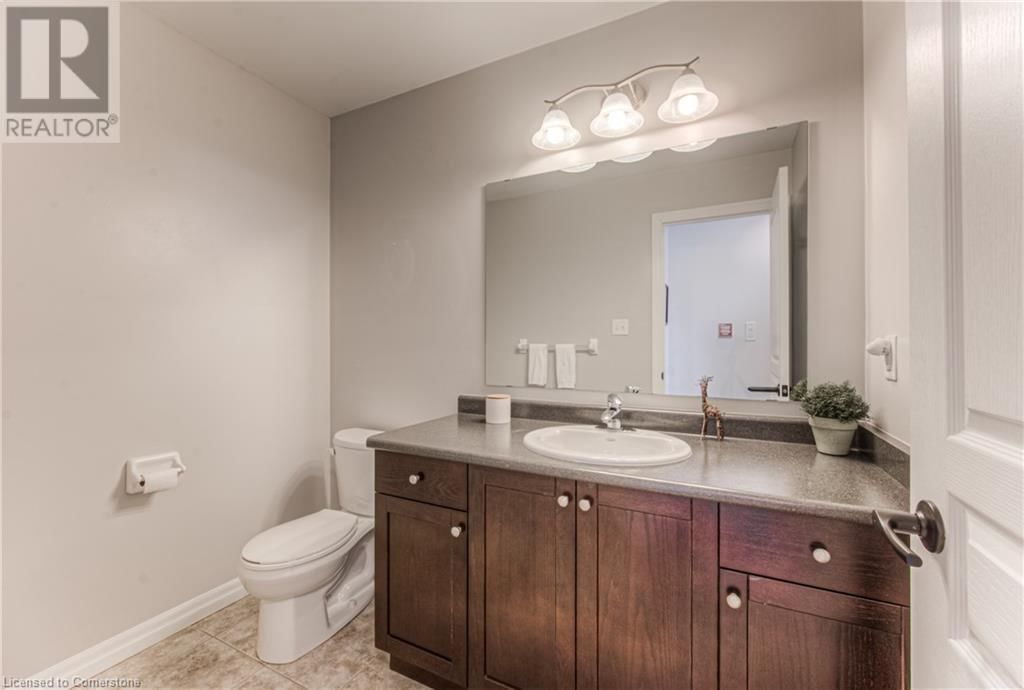 403 MOORLANDS CRESCENT Image 37