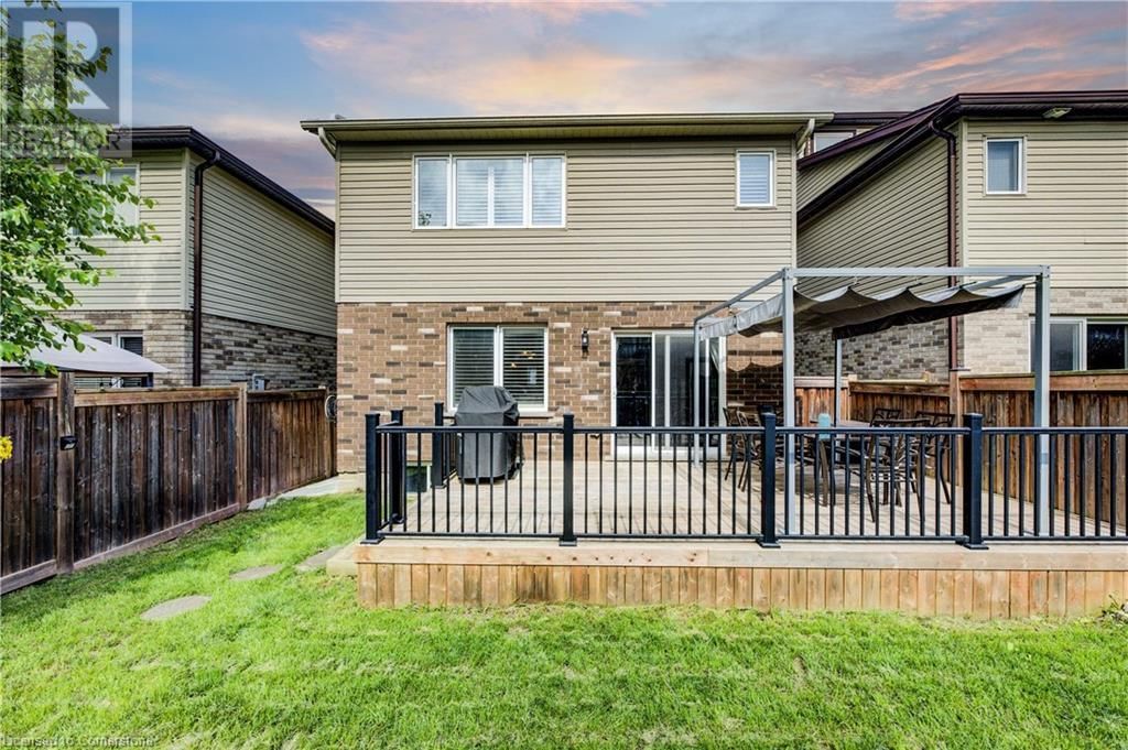403 MOORLANDS CRESCENT Image 44