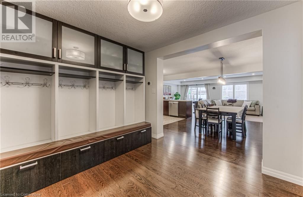 403 MOORLANDS CRESCENT Image 5