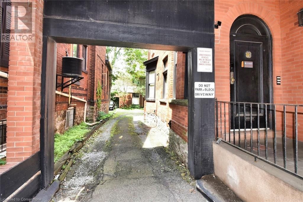 242 JAMES STREET SOUTH Image 2