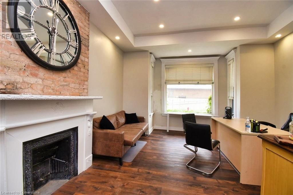 242 JAMES STREET SOUTH Image 6