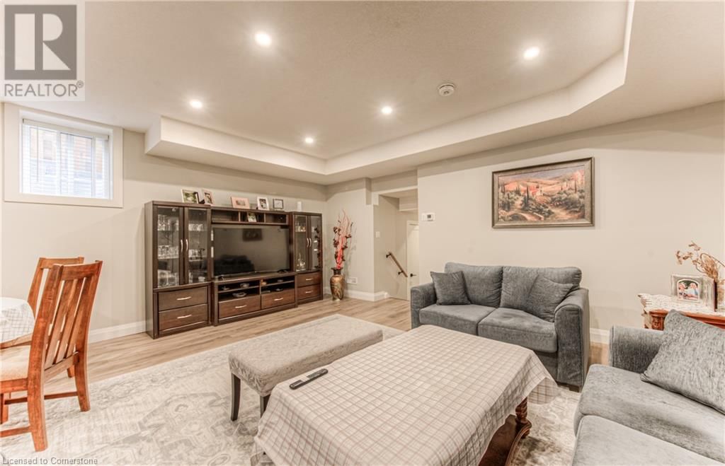 81 FIFTH AVENUE Image 23