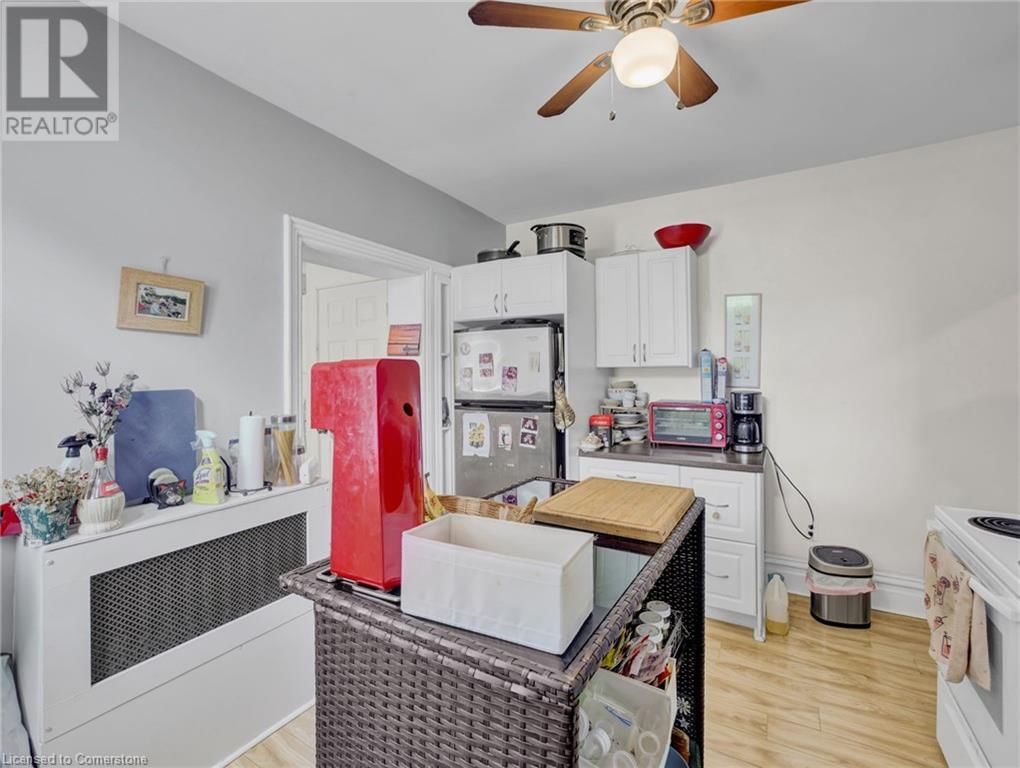 214 MARY STREET Image 10