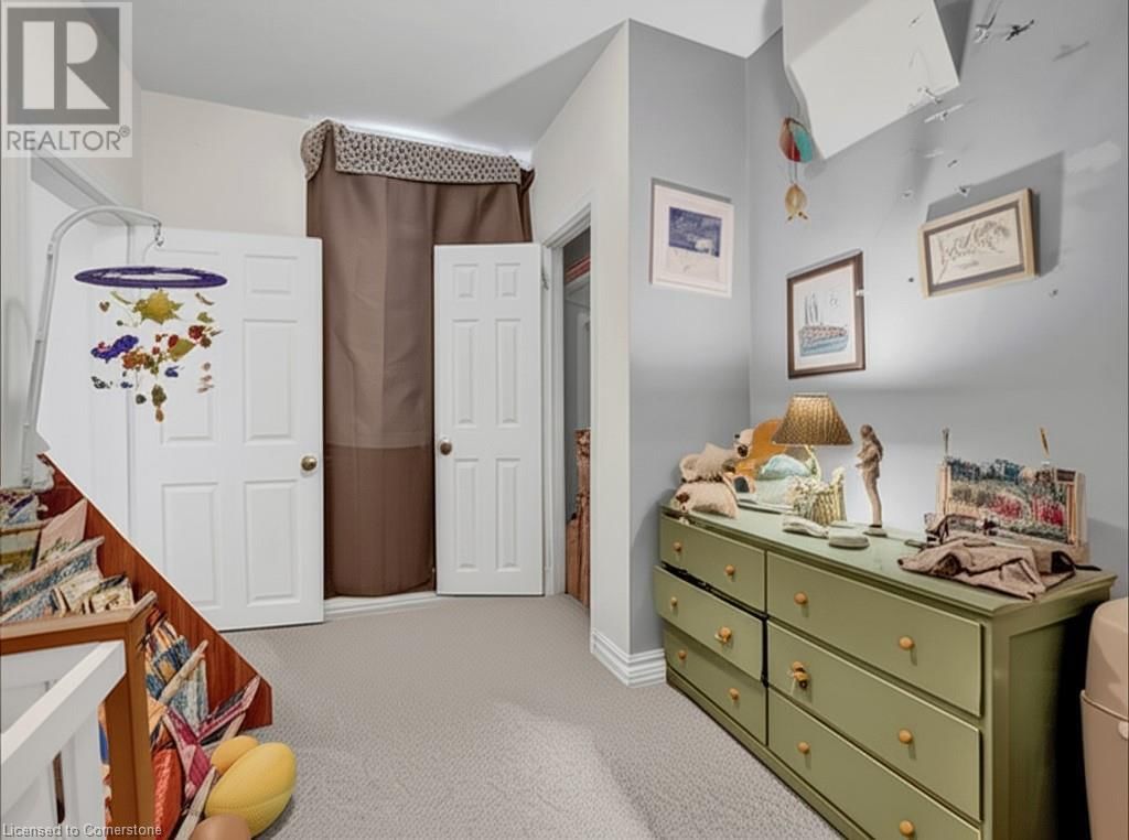 214 MARY STREET Image 12