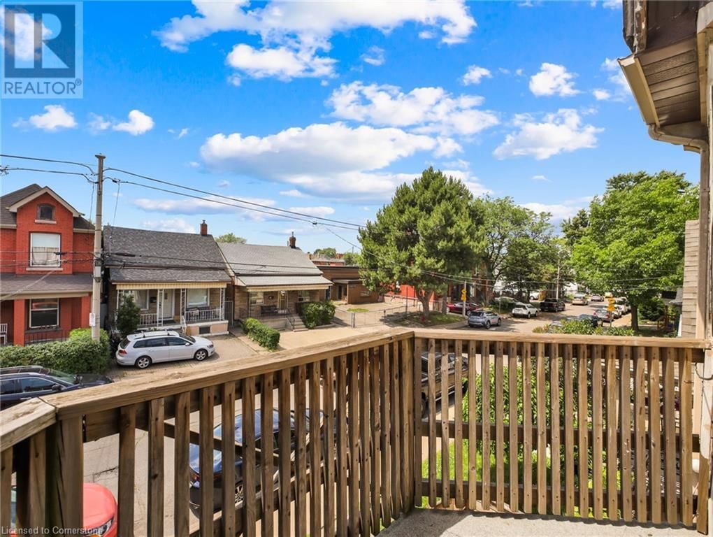 214 MARY STREET Image 27