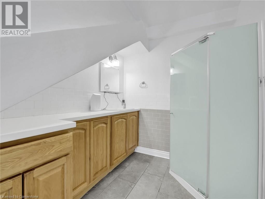 214 MARY STREET Image 34