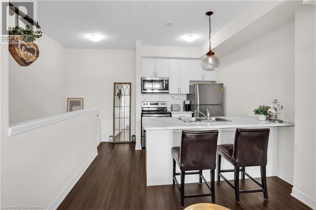 10 - 5016 SERENA DRIVE Image 4