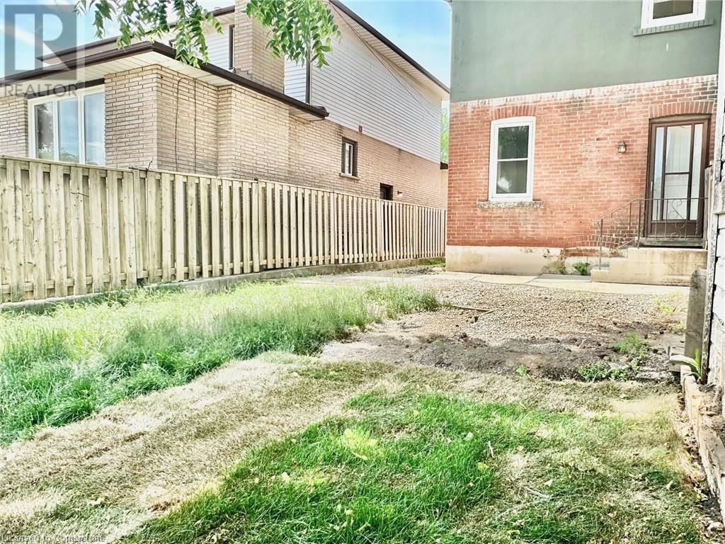 215 ROSEWOOD ROAD Image 34
