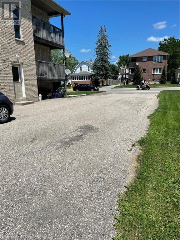 28 KING STREET Image 6