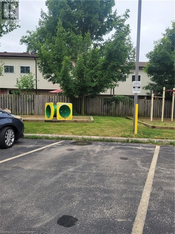 10 - 211 VERONICA DRIVE Image 22