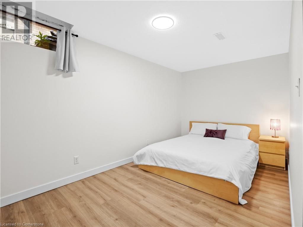 55 SUMMERHILL CRESCENT Image 28