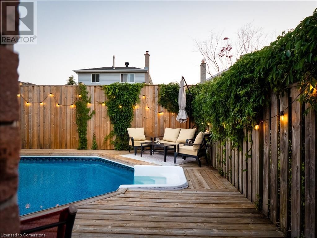 55 SUMMERHILL CRESCENT Image 33