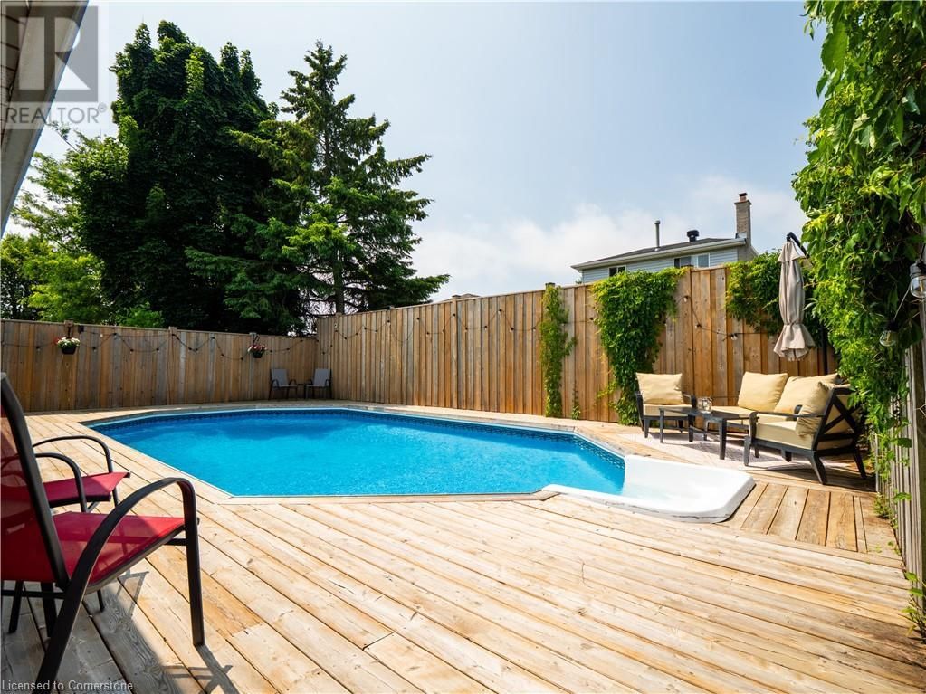 55 SUMMERHILL CRESCENT Image 34