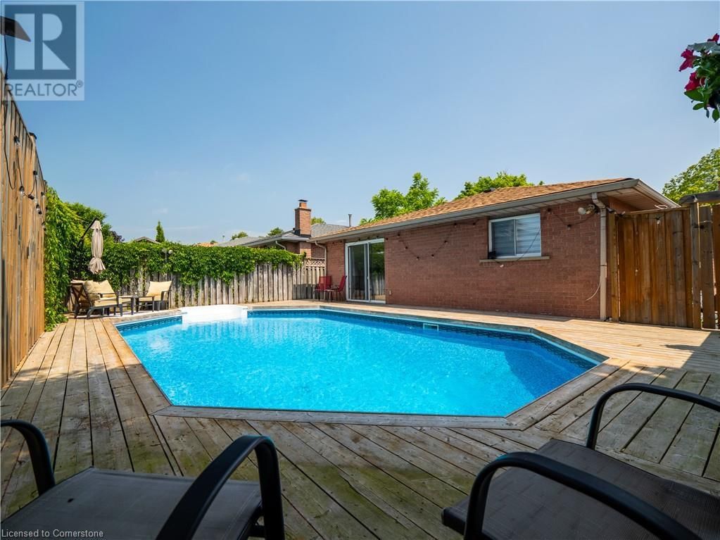 55 SUMMERHILL CRESCENT Image 35