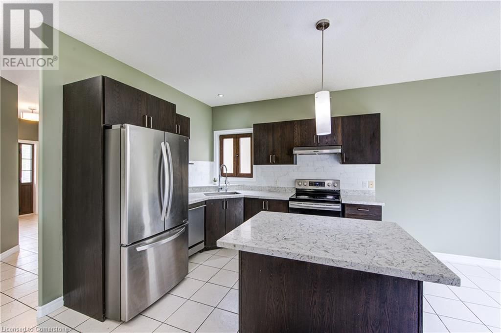 741 SPITFIRE STREET Image 10