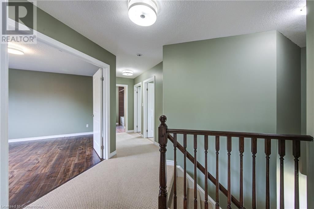 741 SPITFIRE STREET Image 18
