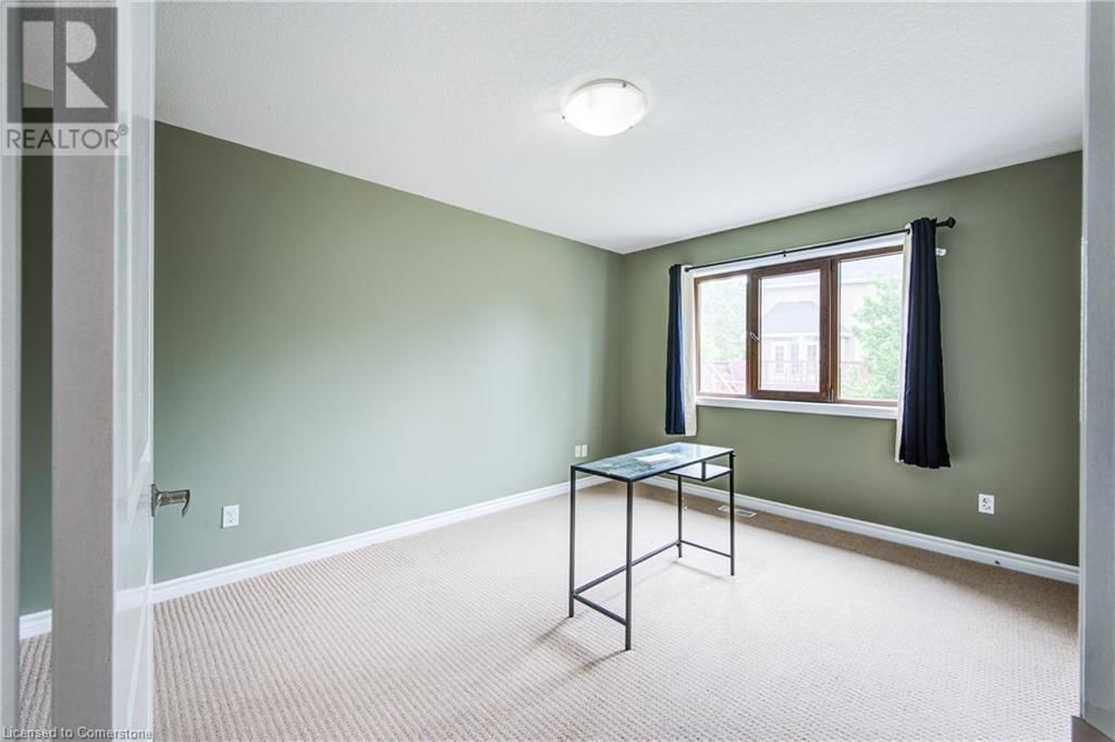 741 SPITFIRE STREET Image 19