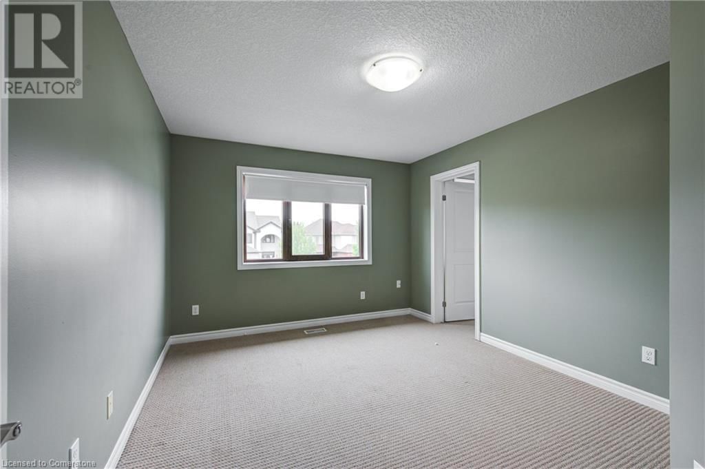 741 SPITFIRE STREET Image 27