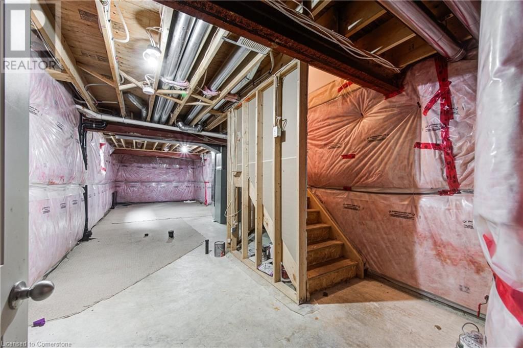 741 SPITFIRE STREET Image 38