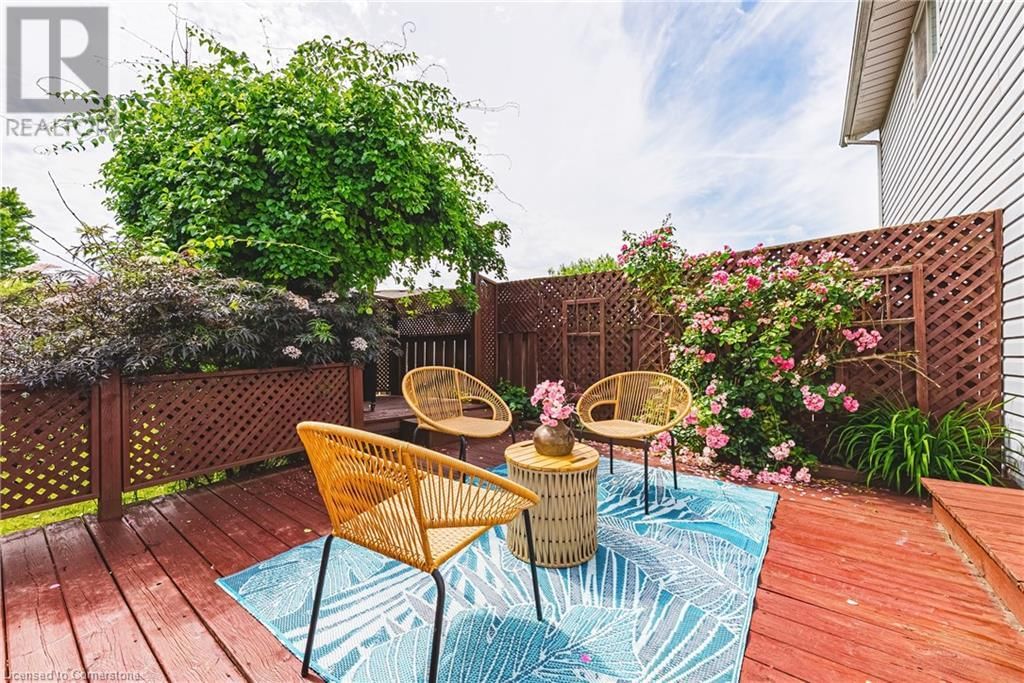 77 DYER COURT Image 3