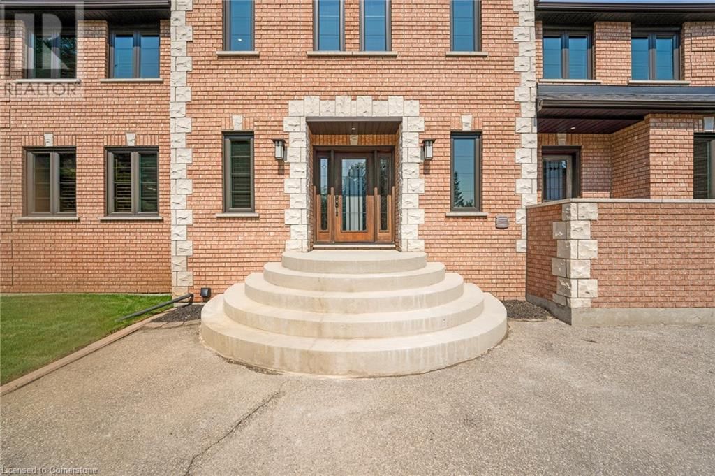 422 PINNACLE DRIVE Image 3