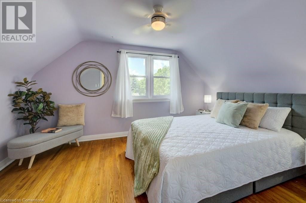 89 ROXBOROUGH AVENUE Image 20